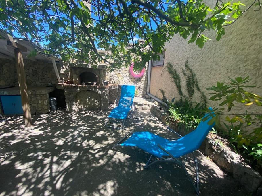 A L'Ombre Du Figuier ! Maisonnette Jardin / Parking / Proche Mer 弗龙蒂尼昂 外观 照片